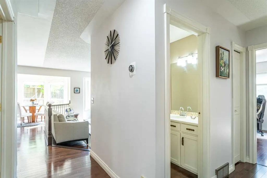 307 Woodhaven Bay SW