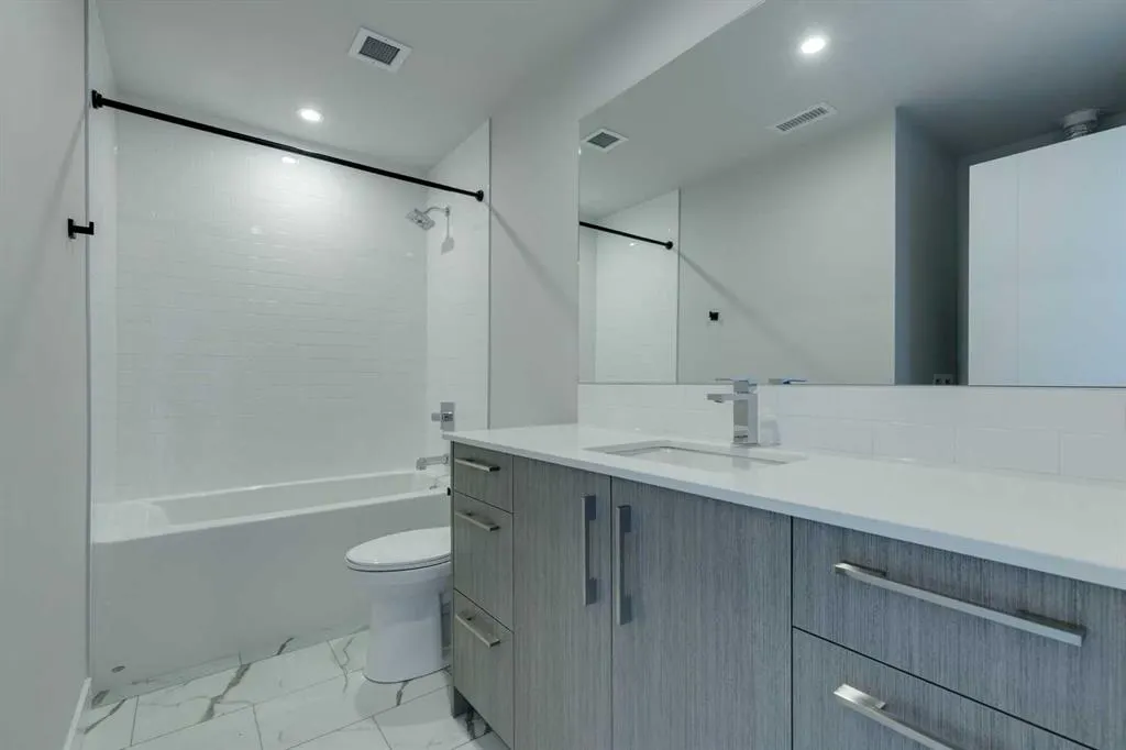 110 18A Street NW, #504