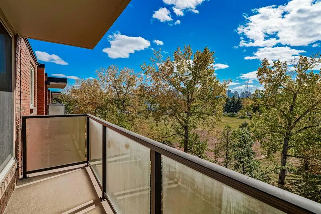 1435 7 Avenue NW, #444