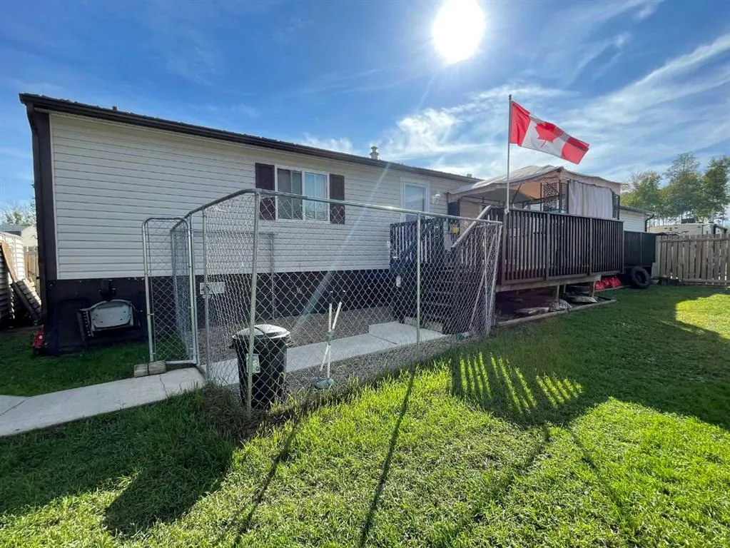 44 Dragonfly Crescent