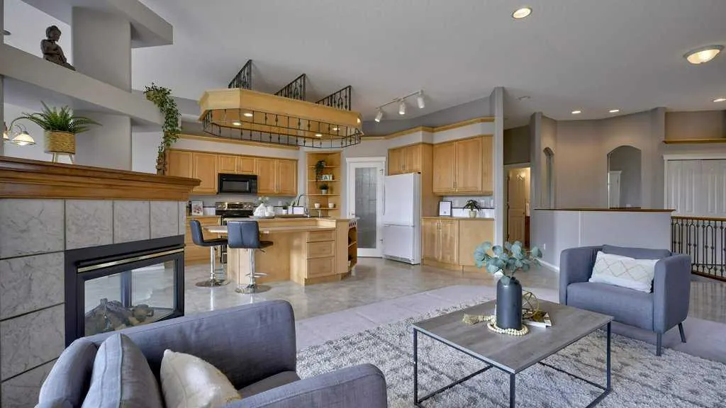 142 Mt Alberta View SE