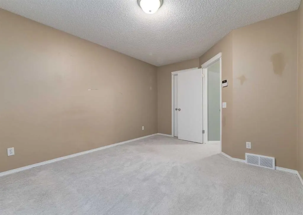 137 Tuscany Springs Way NW