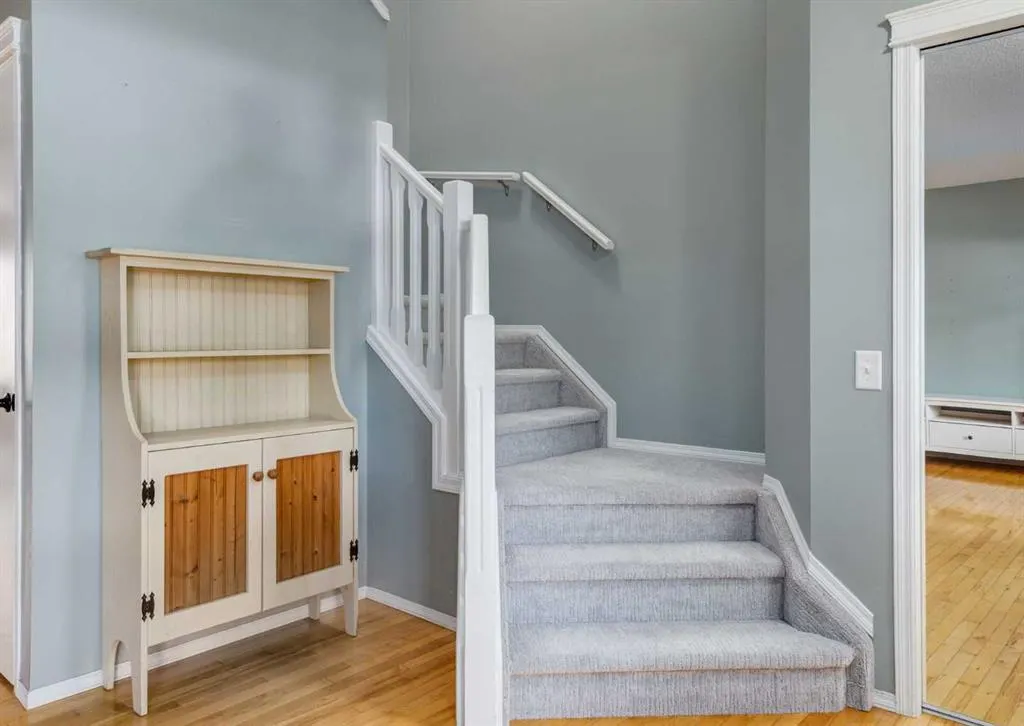 137 Tuscany Springs Way NW