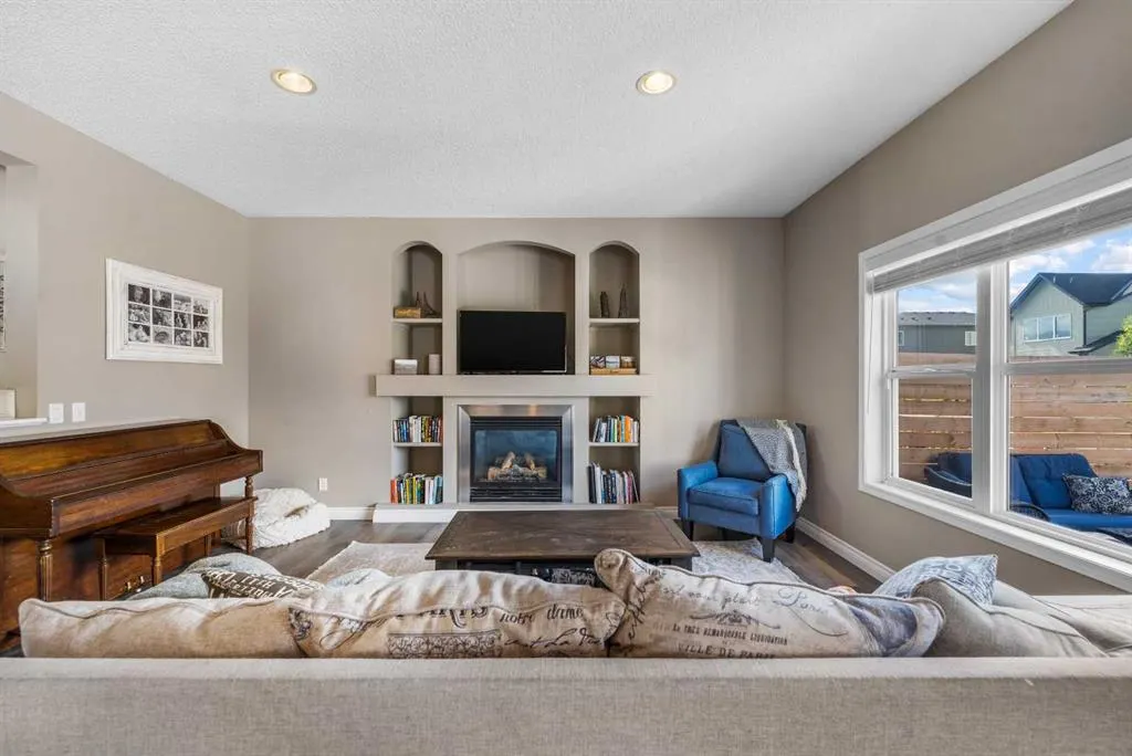 368 Morningside Crescent SW
