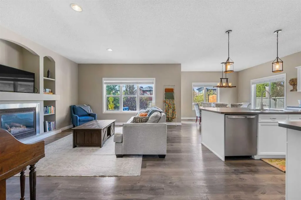368 Morningside Crescent SW