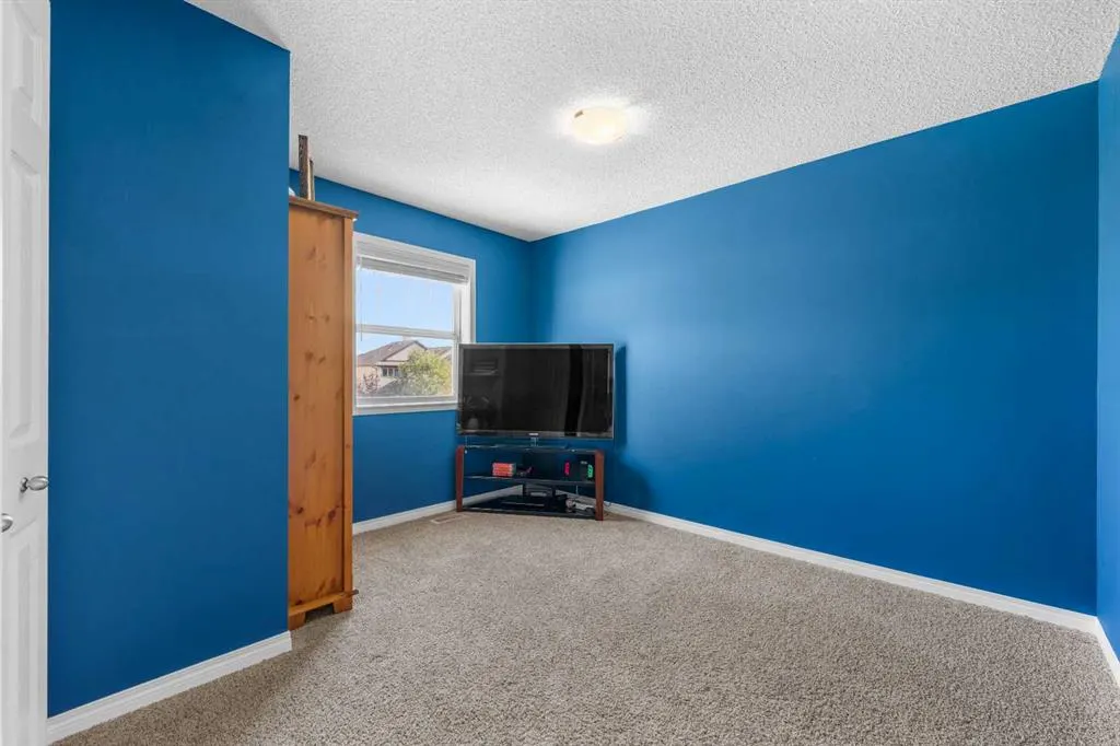 368 Morningside Crescent SW