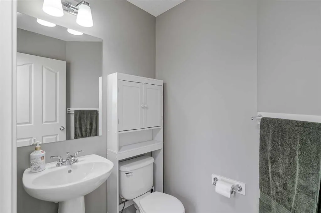 52 Autumn Court SE