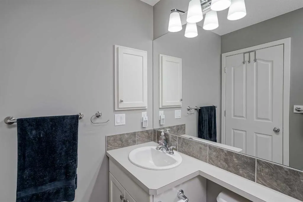 52 Autumn Court SE