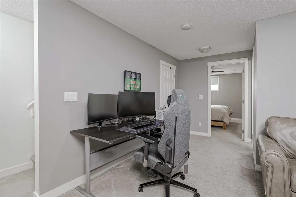52 Autumn Court SE