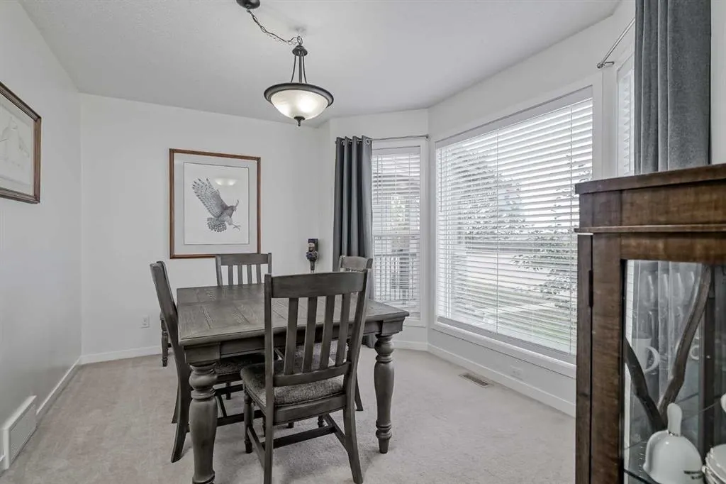 52 Autumn Court SE