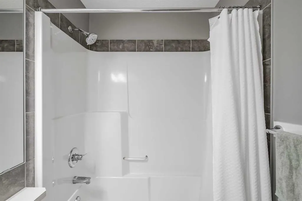 52 Autumn Court SE