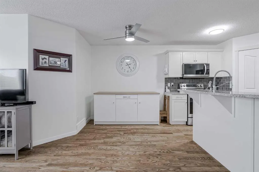 52 Autumn Court SE