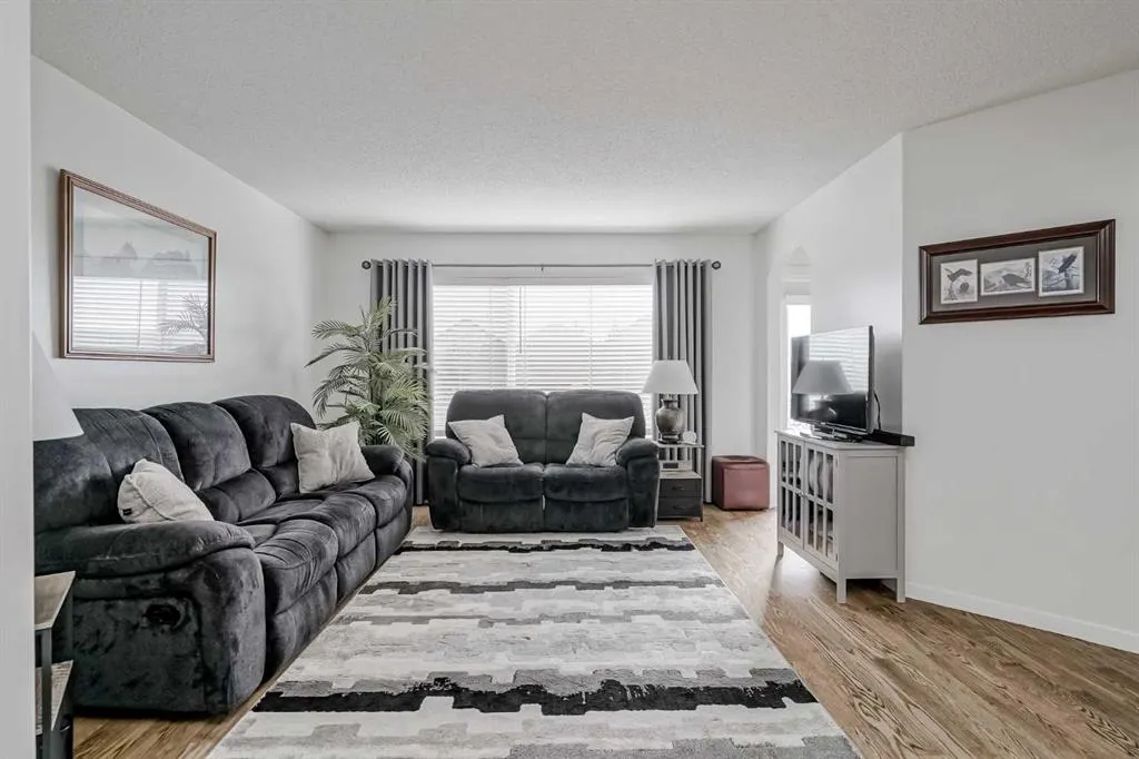 52 Autumn Court SE