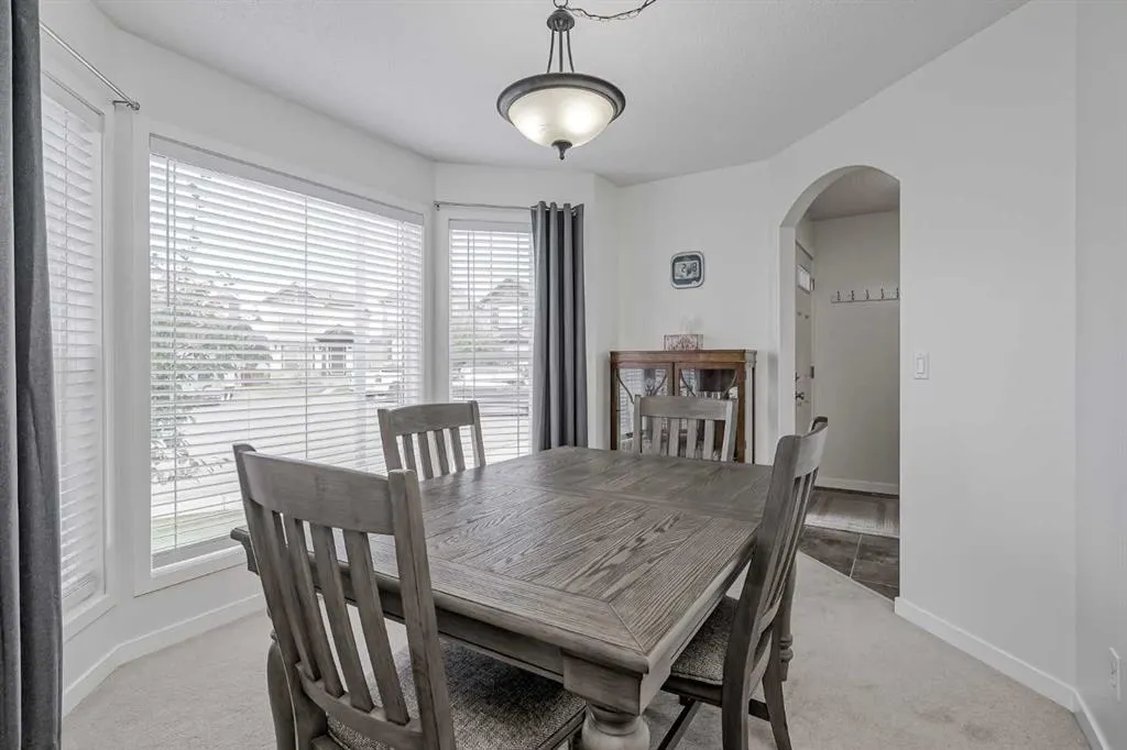 52 Autumn Court SE