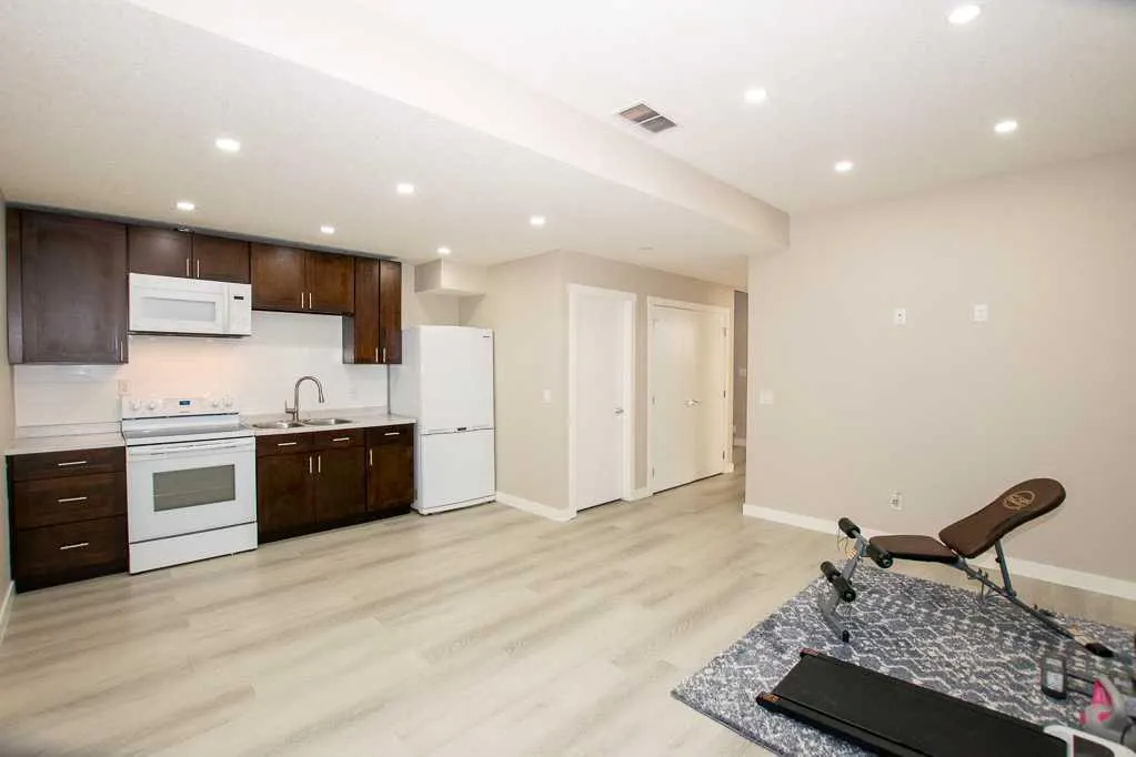 216 Chelsea Drive