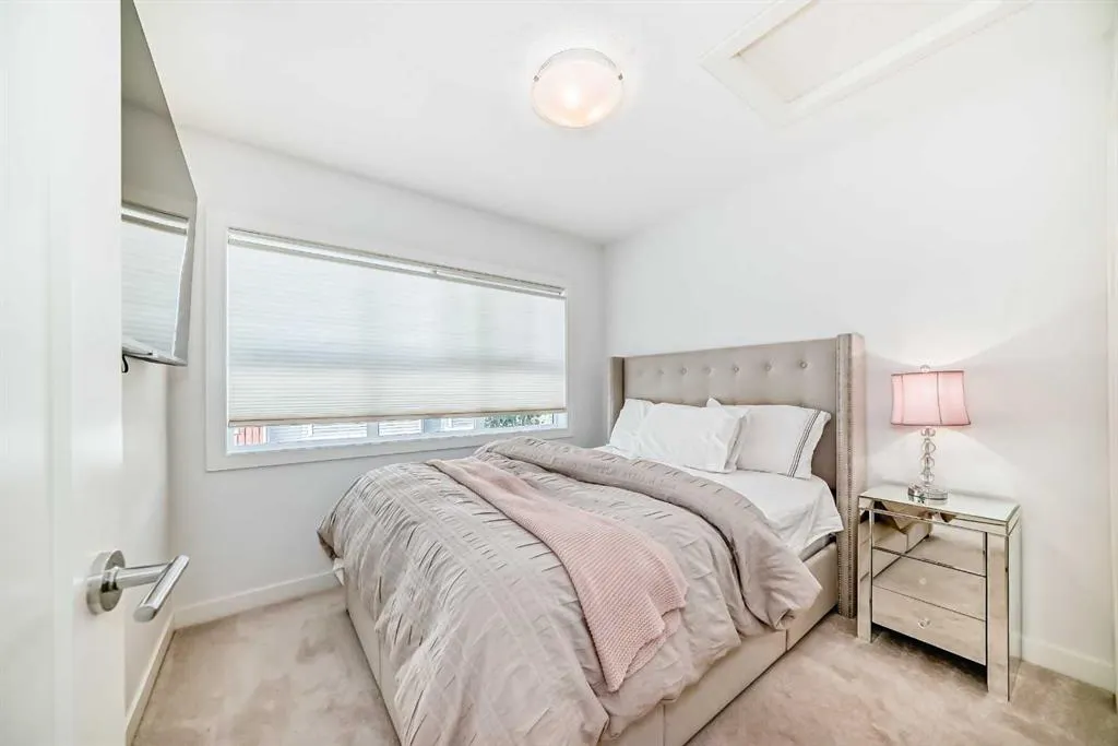 355 Nolancrest Heights NW, #707
