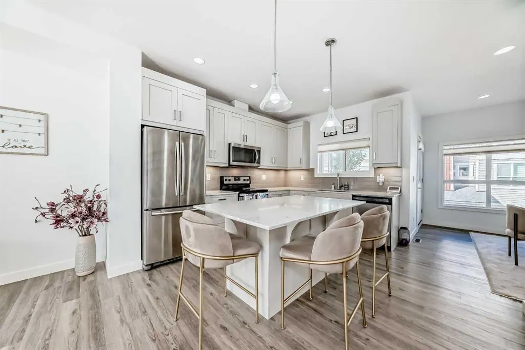 355 Nolancrest Heights NW, #707