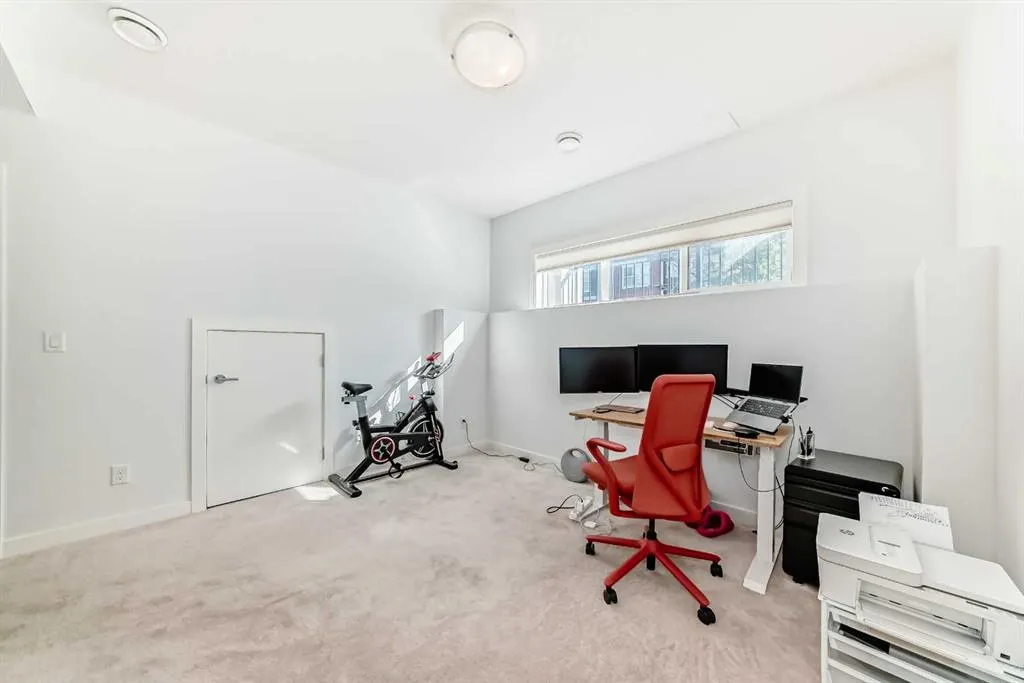355 Nolancrest Heights NW, #707