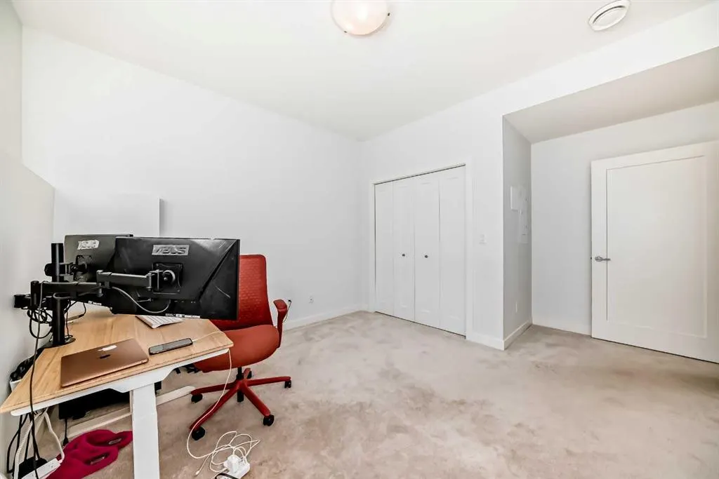 355 Nolancrest Heights NW, #707