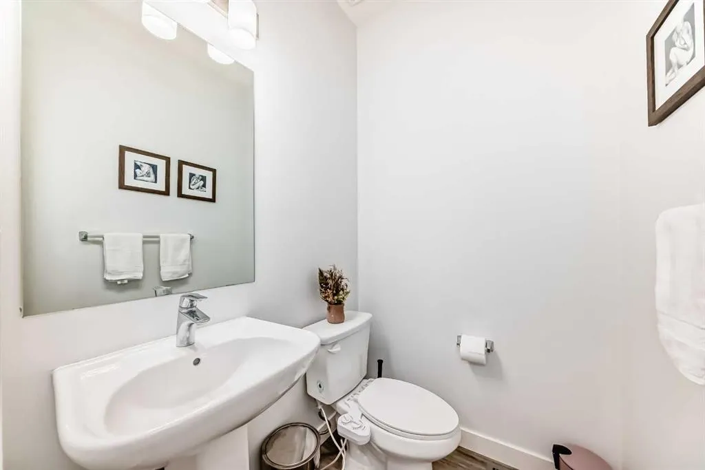 355 Nolancrest Heights NW, #707