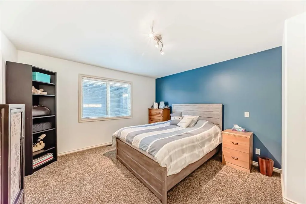 716 West Chestermere Drive