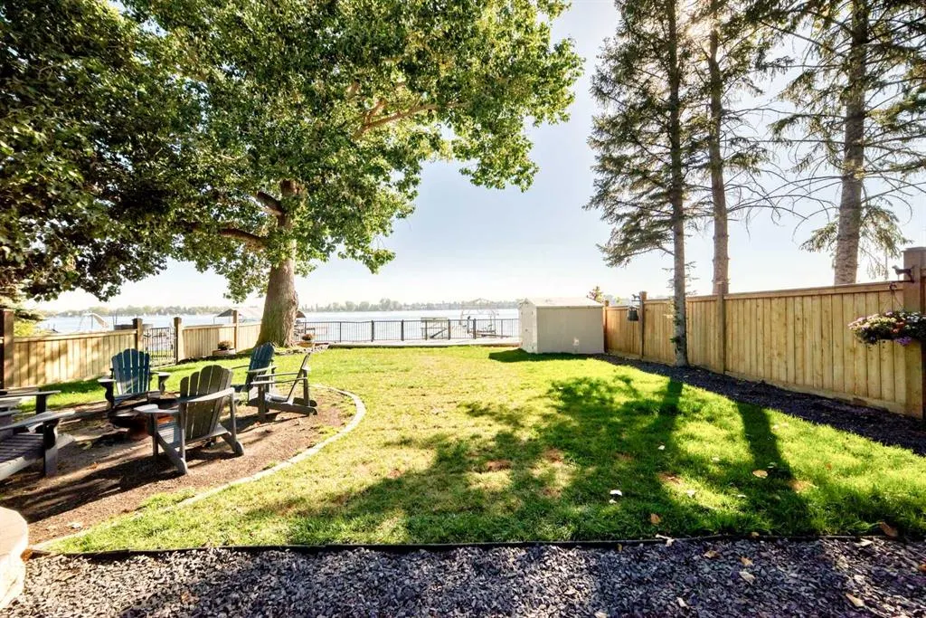 716 West Chestermere Drive