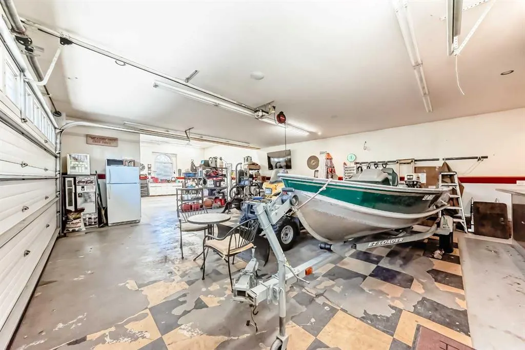 716 West Chestermere Drive