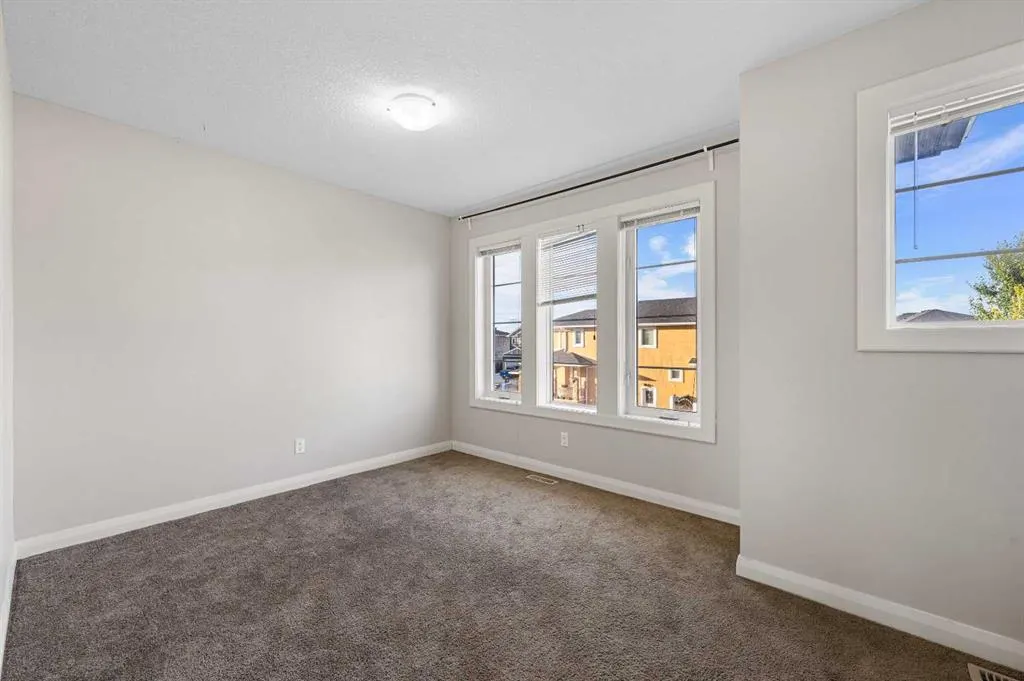 53 Redstone Villas NE
