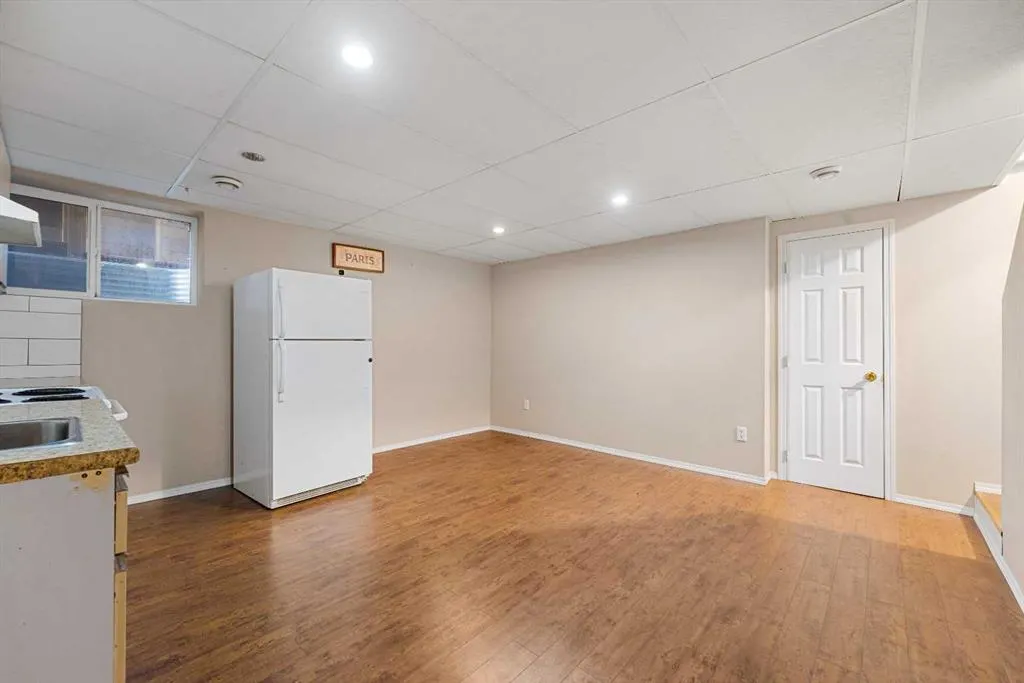 53 Redstone Villas NE