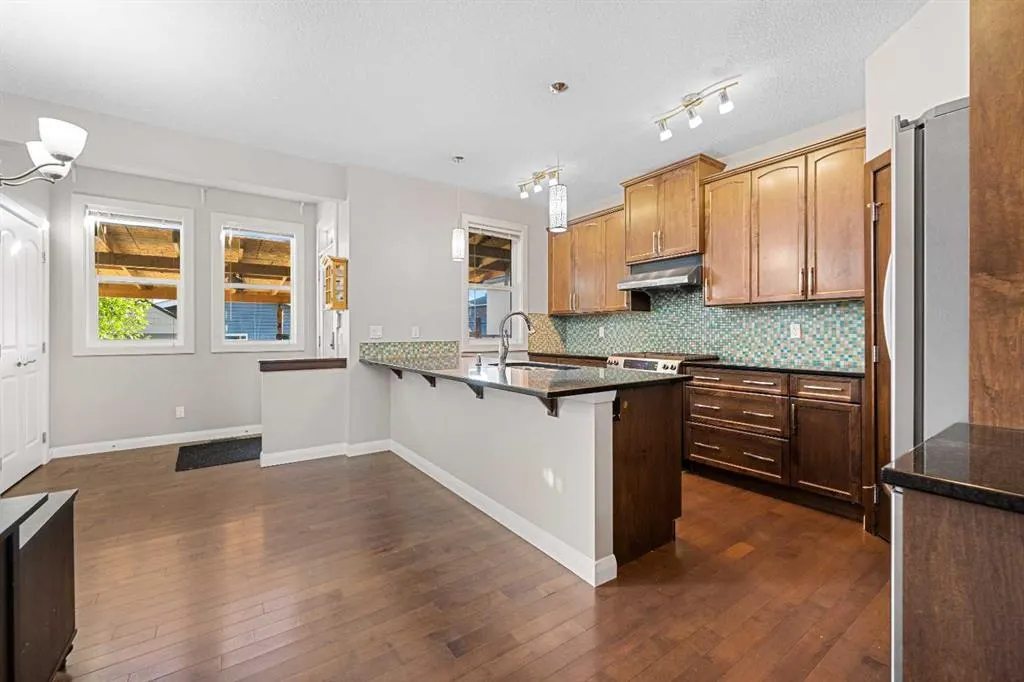 53 Redstone Villas NE