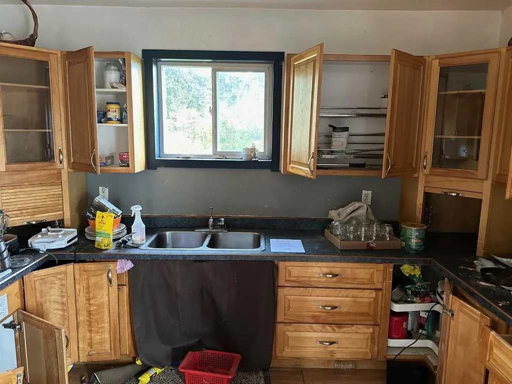 765010A Range Road 30
