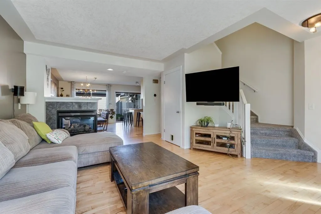 76 Prestwick Heights SE