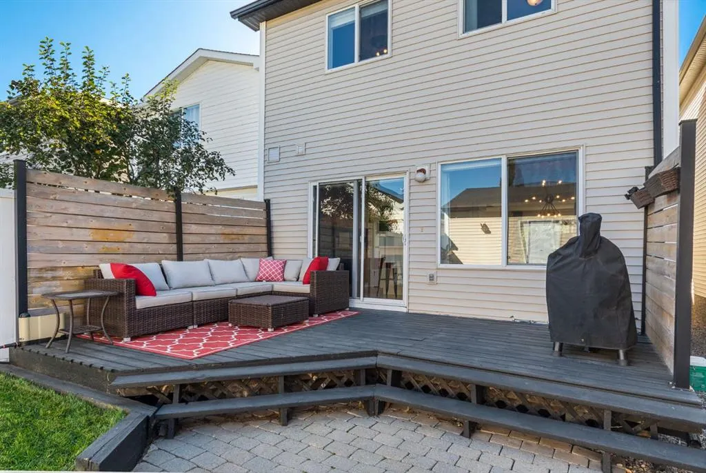 76 Prestwick Heights SE