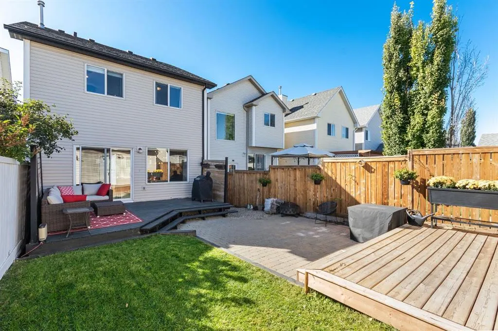 76 Prestwick Heights SE