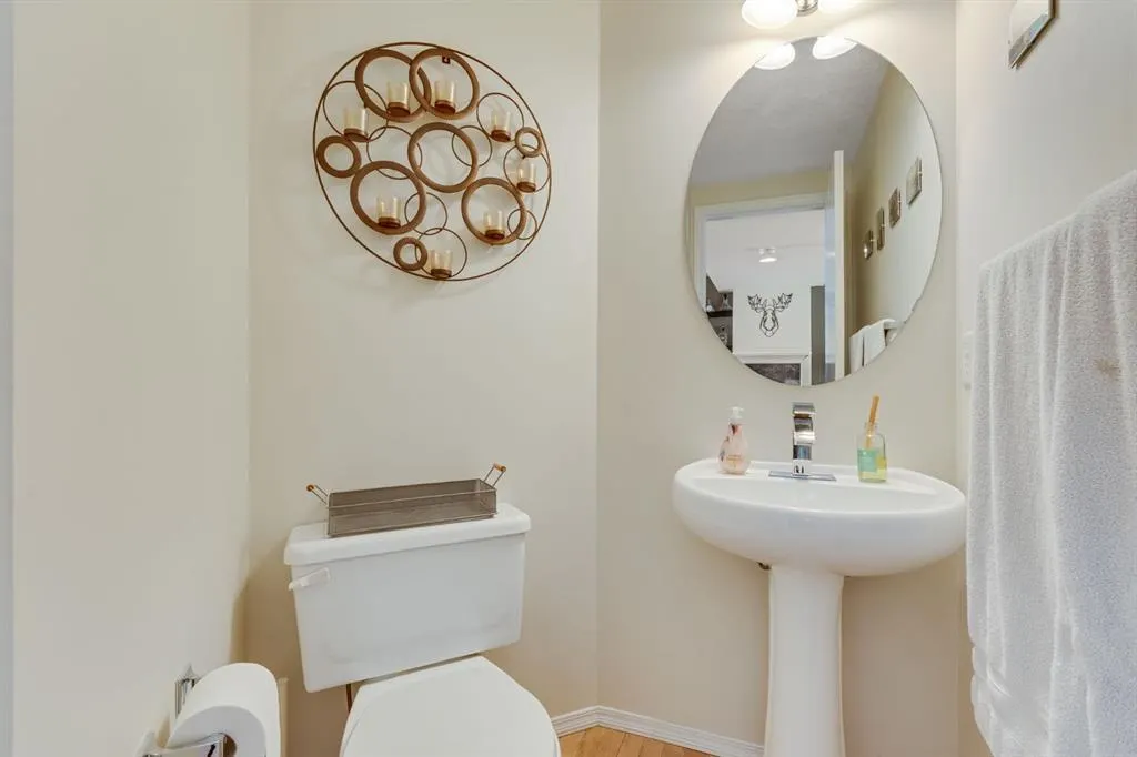 76 Prestwick Heights SE