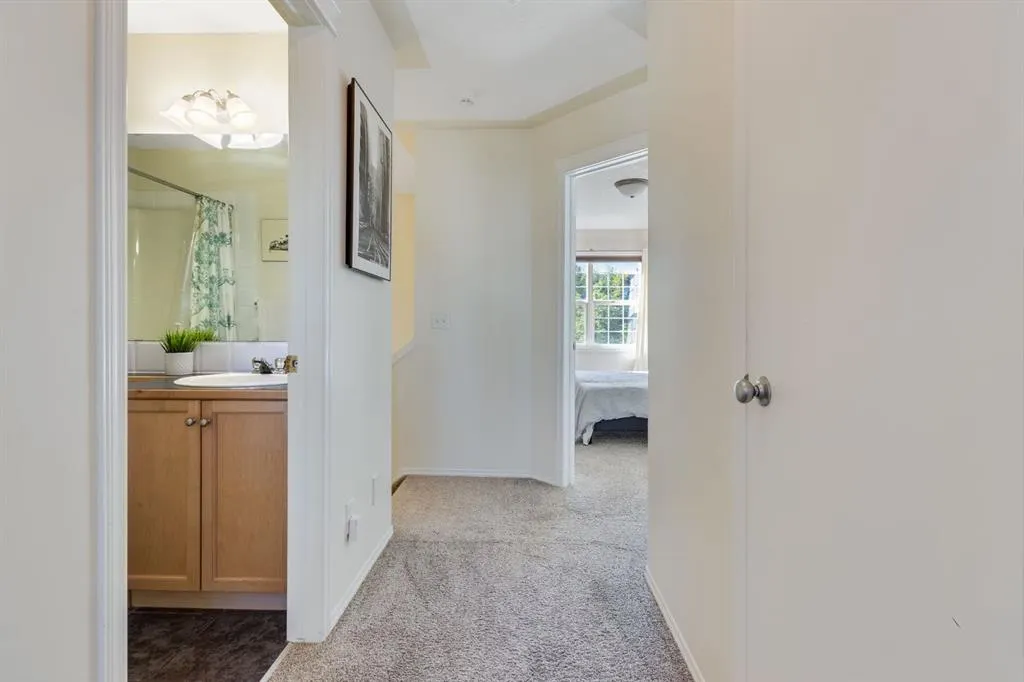 76 Prestwick Heights SE