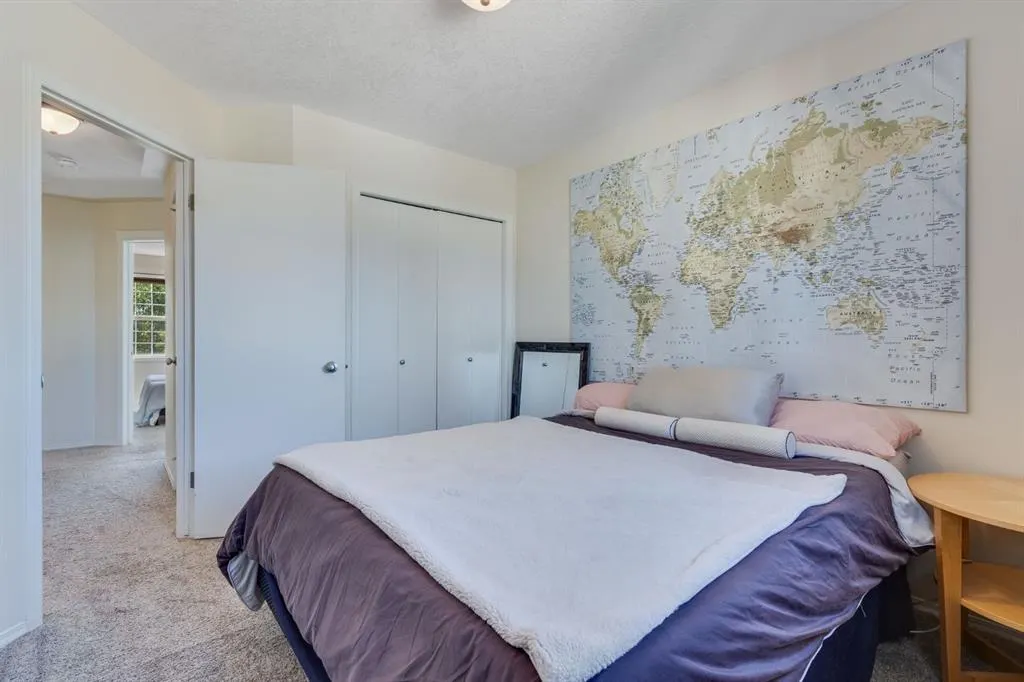 76 Prestwick Heights SE