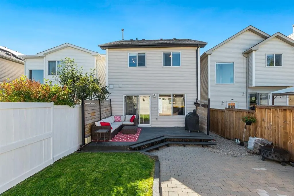 76 Prestwick Heights SE