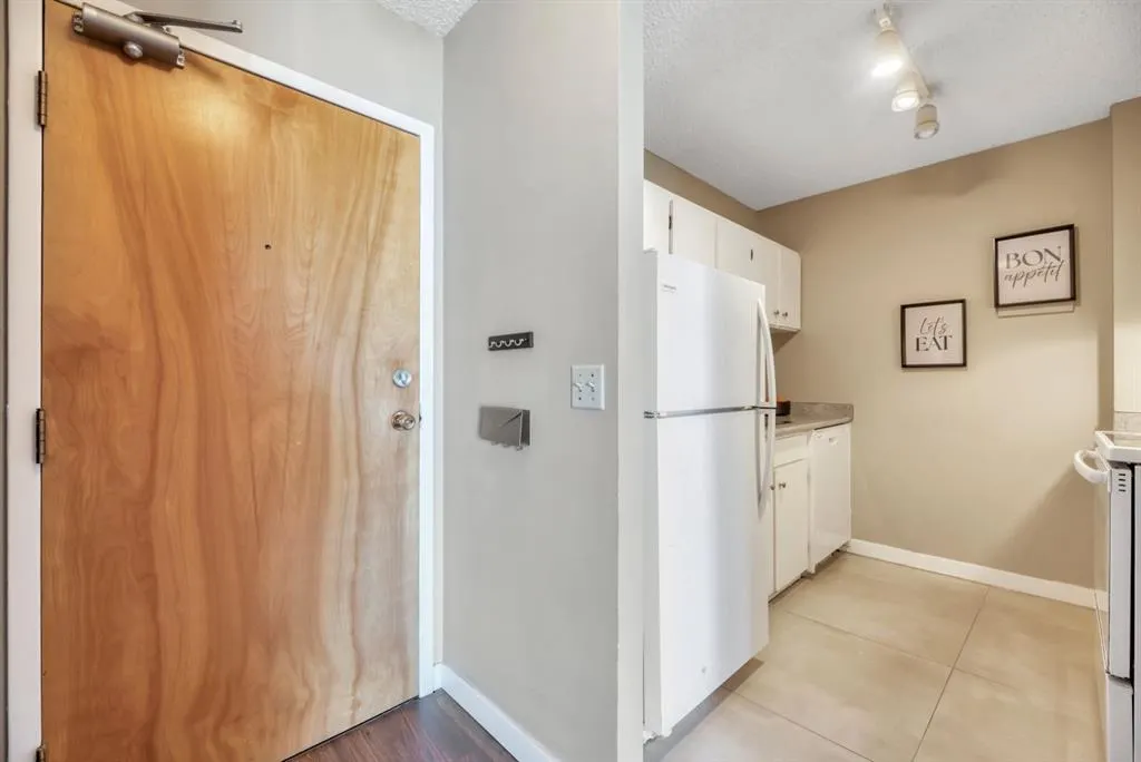 4944 Dalton Drive NW, #1107