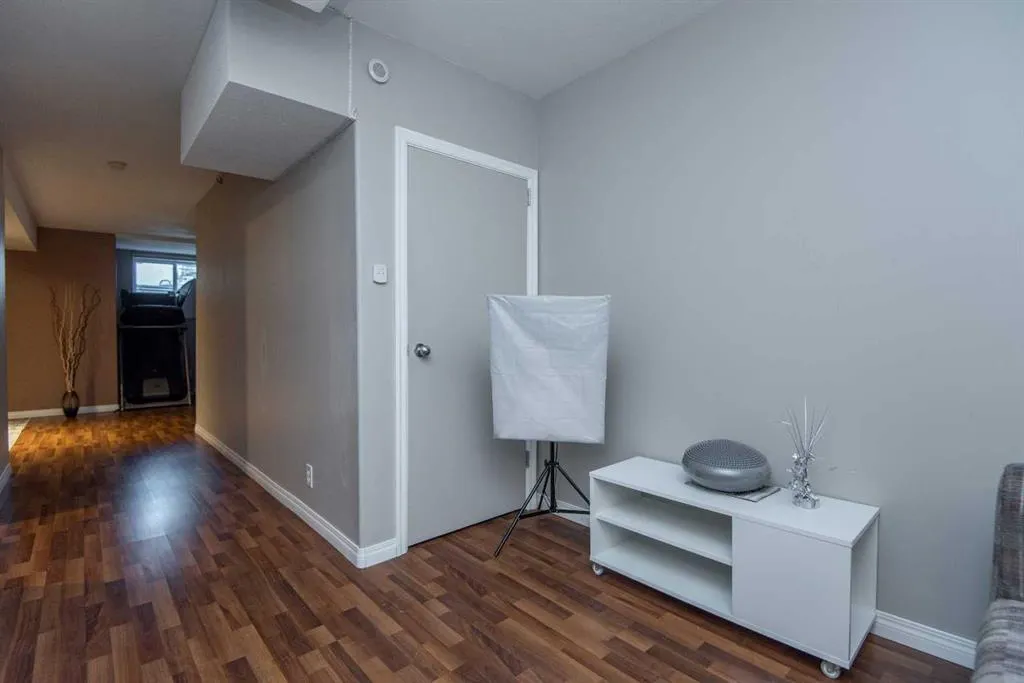 33 Donlevy Avenue, #125