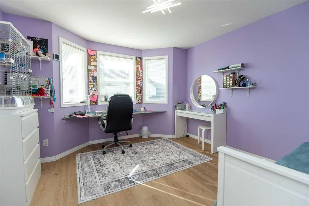 33 Donlevy Avenue, #125