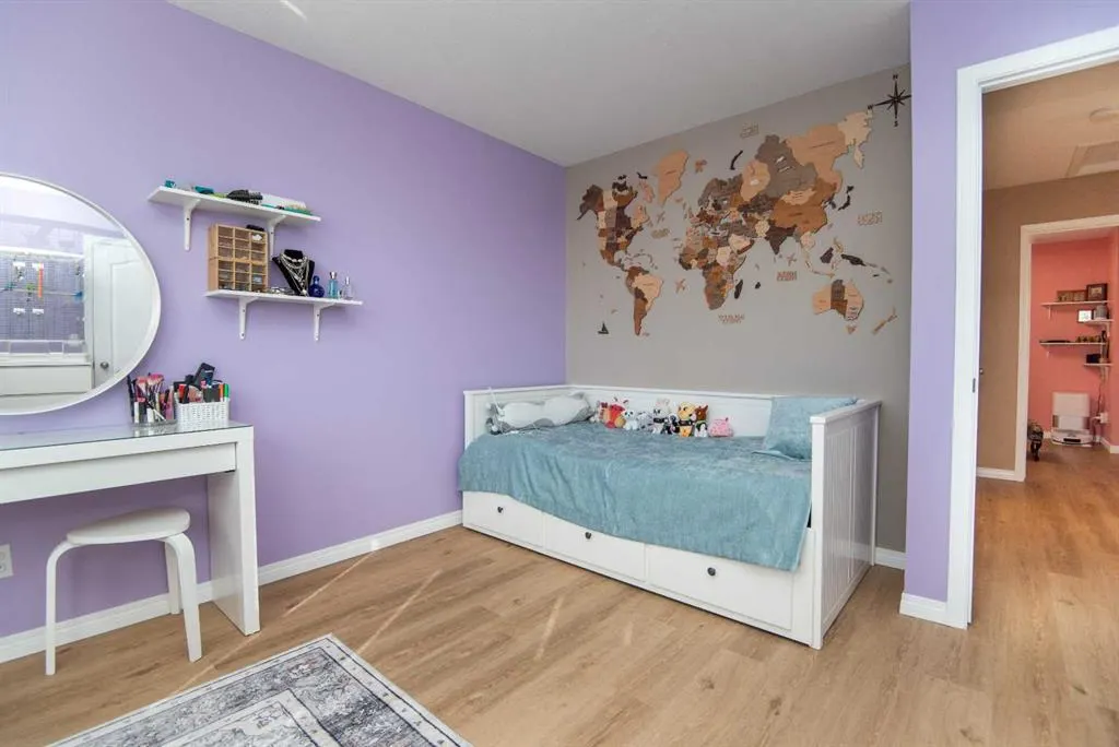 33 Donlevy Avenue, #125