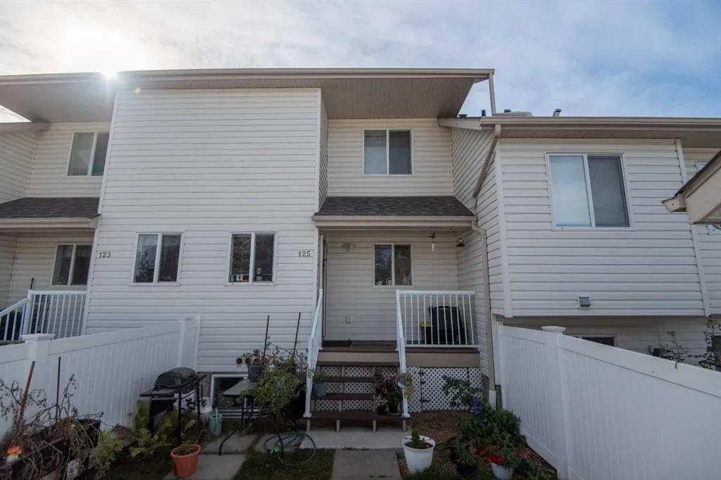 33 Donlevy Avenue, #125