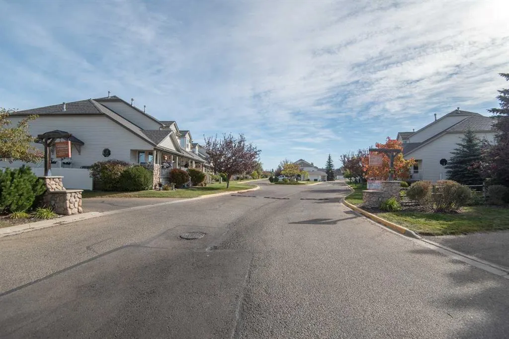 33 Donlevy Avenue, #125