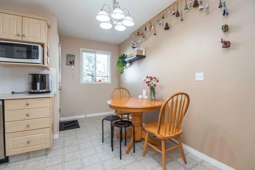 33 Donlevy Avenue, #125