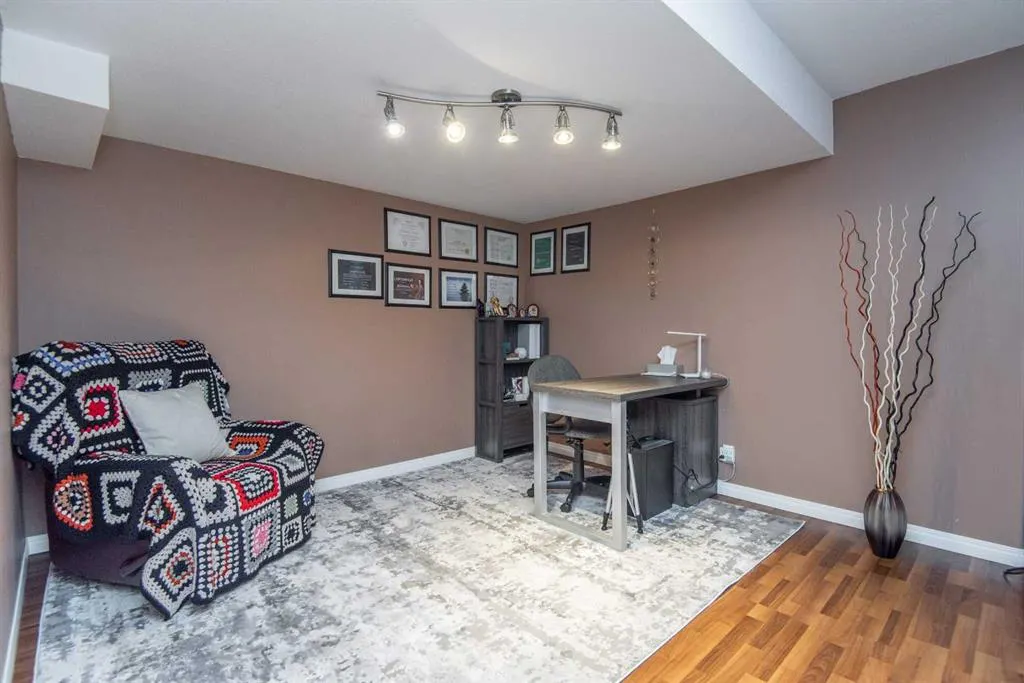 33 Donlevy Avenue, #125