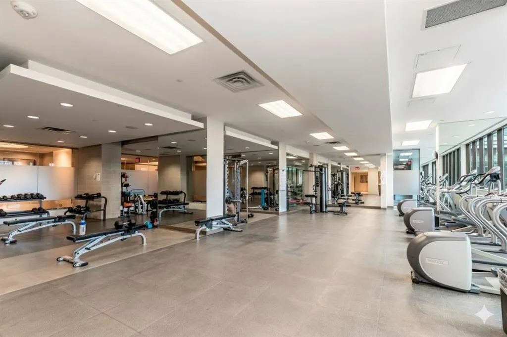 128 2 Street SW, #404