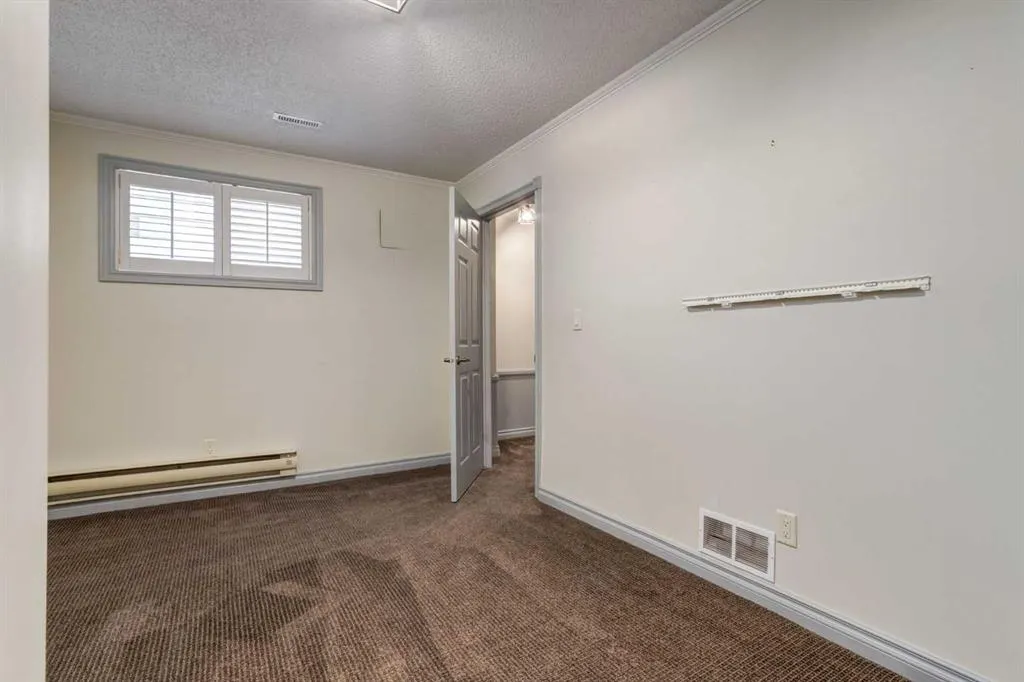 310 6 Street NW, #5