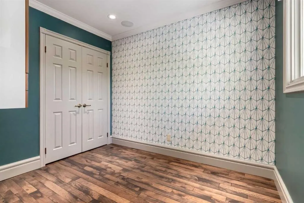 310 6 Street NW, #5