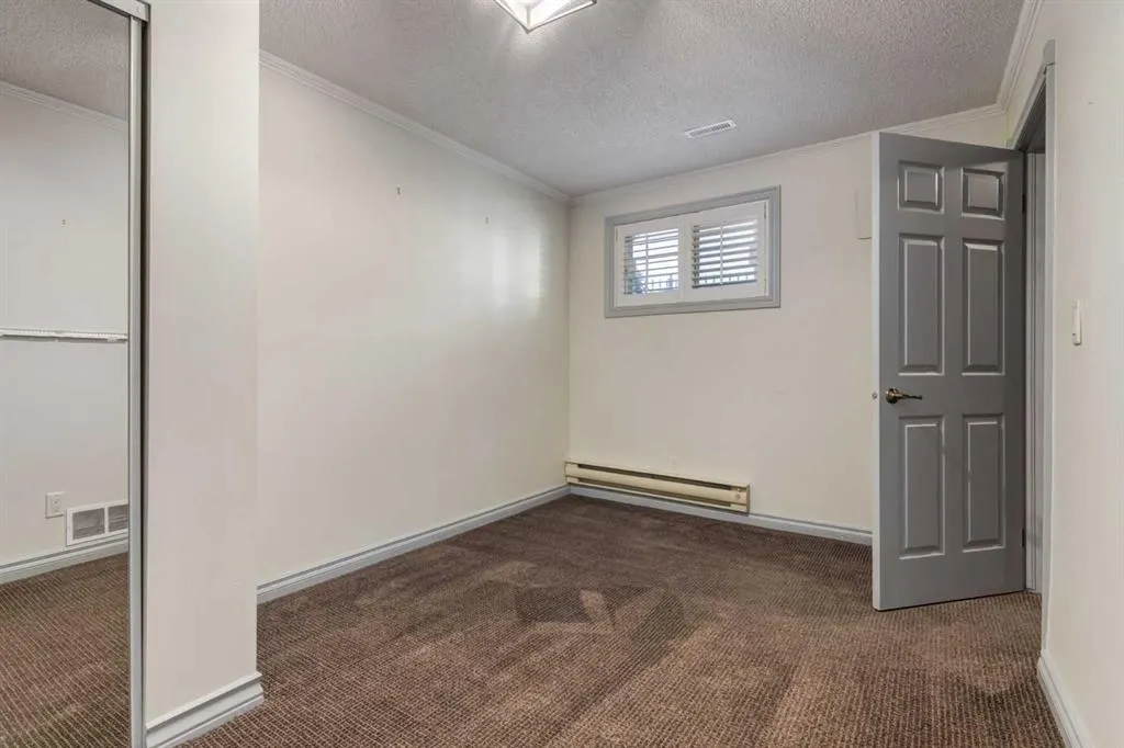 310 6 Street NW, #5